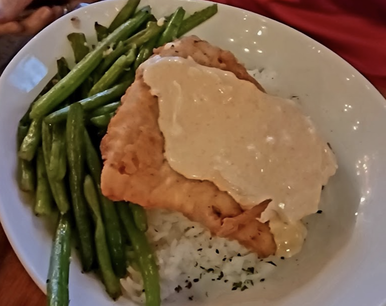 Five Bar Tuscaloosa signature dishes Baked Avocado
Paneed Chicken
Uptown Chicken